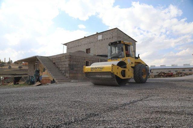 Kamber Mahallesi’ne Sathi Kaplama Yapıldı