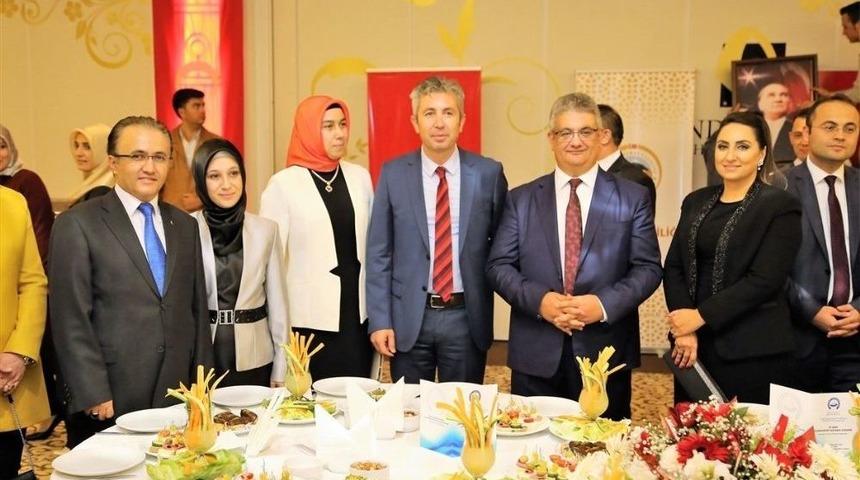 Aksaray&rsquo;da Cumhuriyet Resepsiyonu