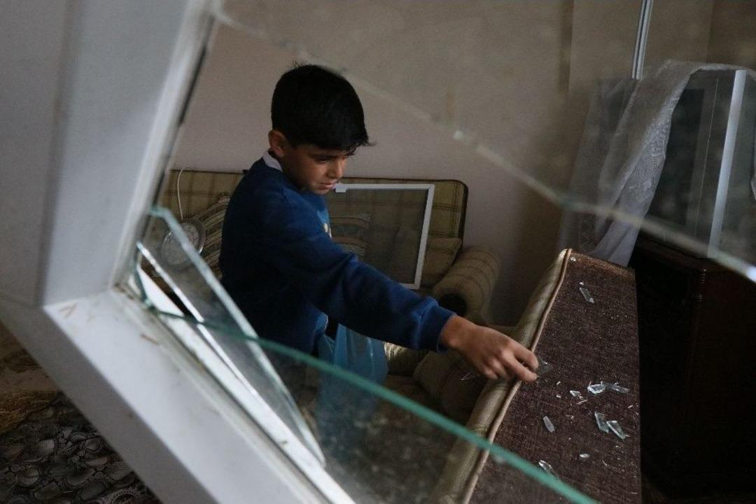 Hortumdan Zarar G&ouml;renler Yaralarını Sarmaya &Ccedil;alışıyor