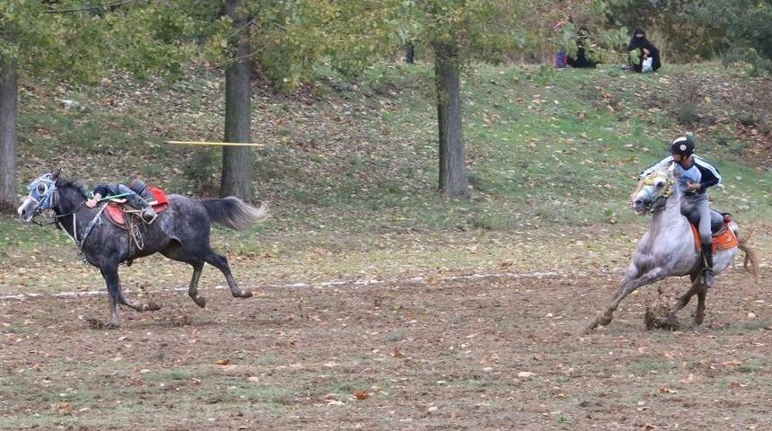 Cirit&ccedil;iler Bursa&rsquo;da Yarıştı