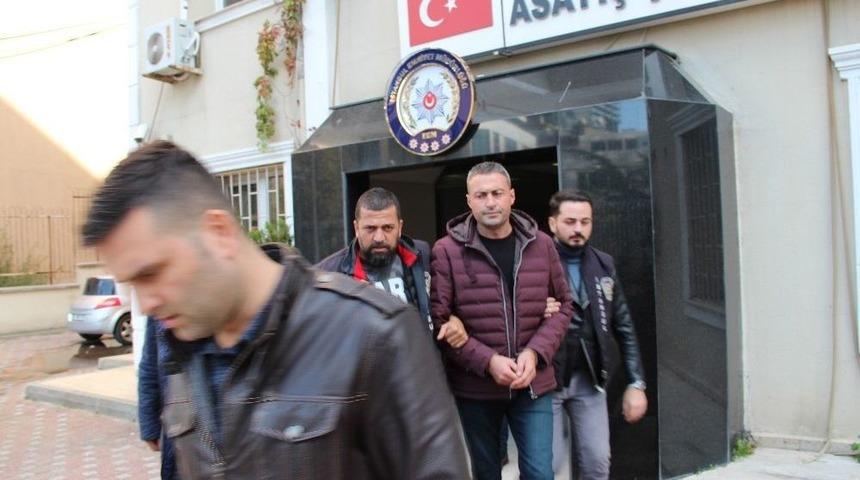 Kadık&ouml;y&rsquo;de Eşini &Ouml;ld&uuml;ren Katil Zanlısı Emrah Y. "o Hak Ettiği Yerde Ben De Hakettiğim Yerde"