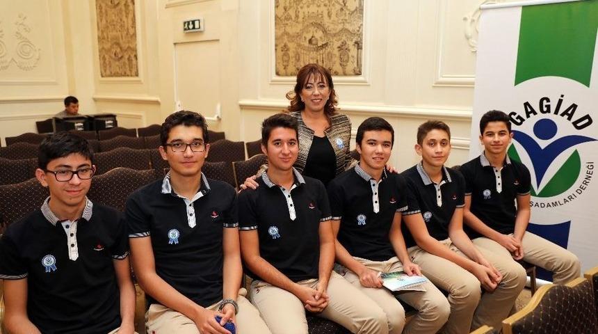 &Ouml;zel Sanko Okullarına Bir &Ouml;d&uuml;lde Gagiad&rsquo;dan