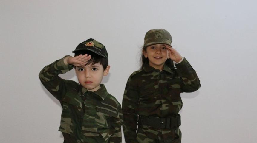 Anaokulu &Ouml;ğrencileri Cumhuriyet Bayramı&rsquo;nı Kutladı