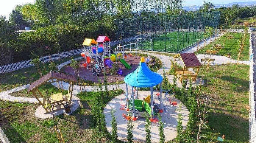 Başiskele&rsquo;ye Yeni &Ccedil;ocuk Parkları Yapıldı