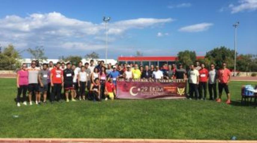 Ga&uuml; &rsquo;geleneksel Cumhuriyet Koşusu&rsquo; D&uuml;zenledi