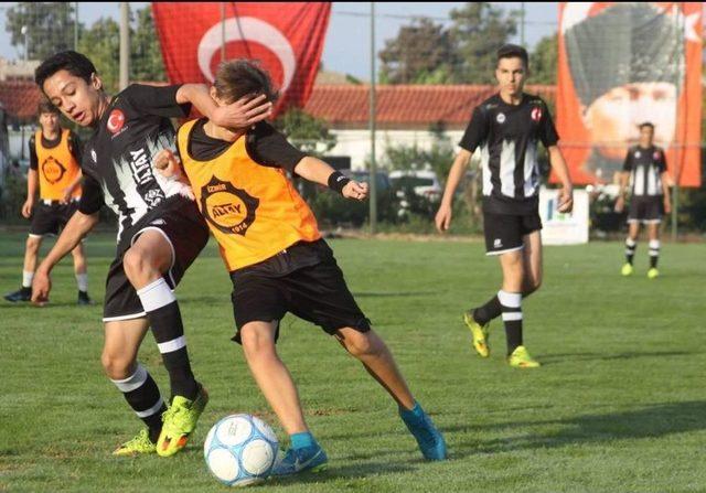 Vanlı Sporcular ‘cumhuriyet Kupası’nı Aldı