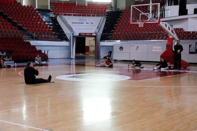 Agü Spor Eurocup’ta Karşılaşacağı İstanbul Üniversitesi’ne Bileniyor