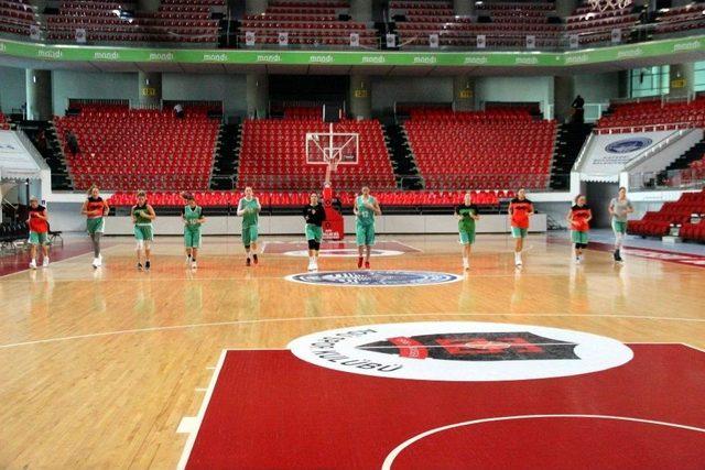 Agü Spor Eurocup’ta Karşılaşacağı İstanbul Üniversitesi’ne Bileniyor