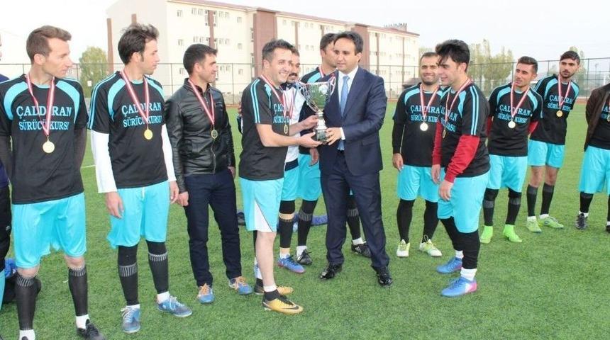 Şehit Binbaşı Kıvanç Cesur Futbol Turnuvası Sona Erdi