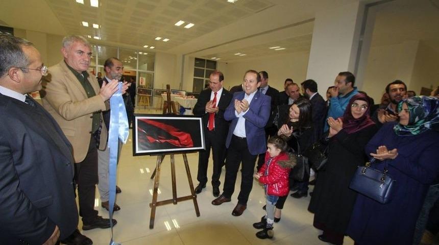 Bayburt Üniversitesi’nden 94. Yıl Sergisi