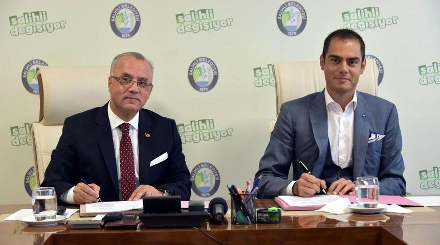 Salihli&rsquo;ye Hem Isıtacak, Hem Gelir Elde Edecek İmza Atıldı