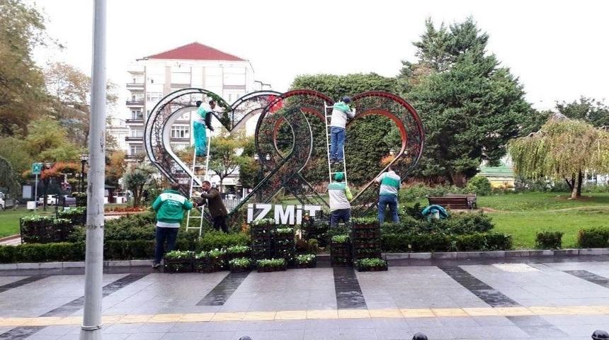 Sabri Yalım Parkına Binlerce Çiçek