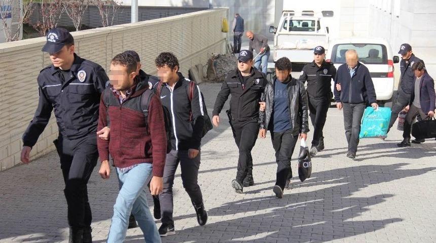 Samsun&rsquo;da Fet&ouml;&rsquo;den 13 Kişi Adliyeye Sevk Edildi
