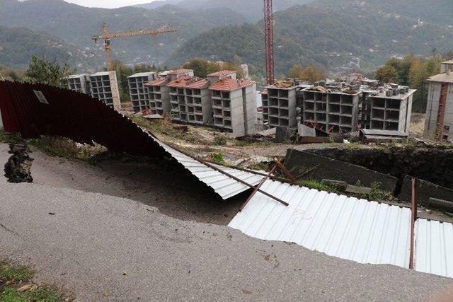 Zonguldak’ta Şiddetli Yağış Sonrası Heyelan