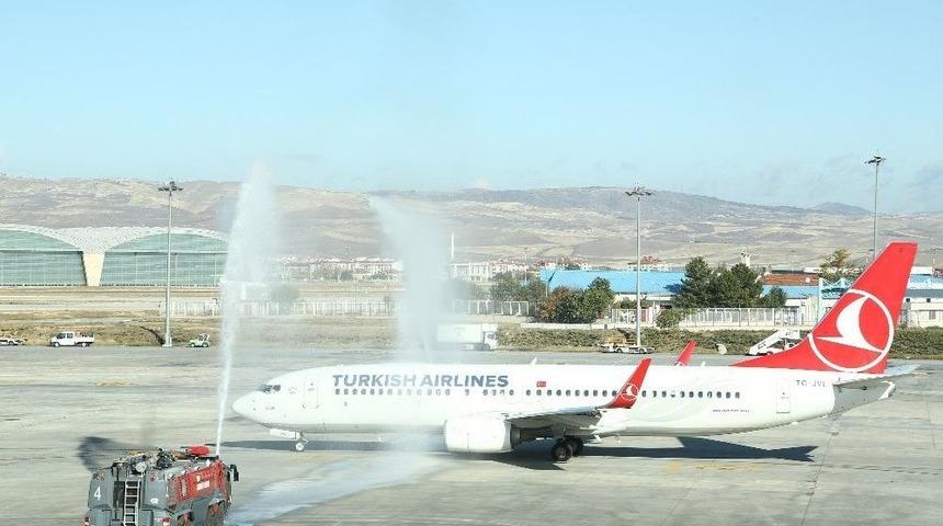 Ankara&rsquo;dan Yurt Dışına A&ccedil;ılan Yeni Hatların İlk U&ccedil;uşu Başladı