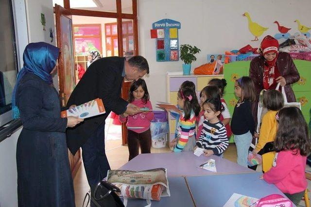 Sarıkaya&rsquo;nın Tarihi Mekanlarını Boyayarak Tanıyacaklar 1