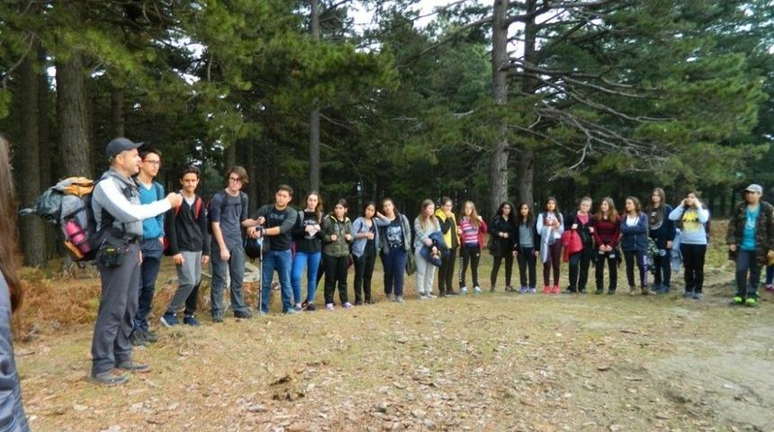 Burhaniye&rsquo;de &Ouml;ğrenciler Kazdağı Y&uuml;r&uuml;y&uuml;ş&uuml;ne Katıldı