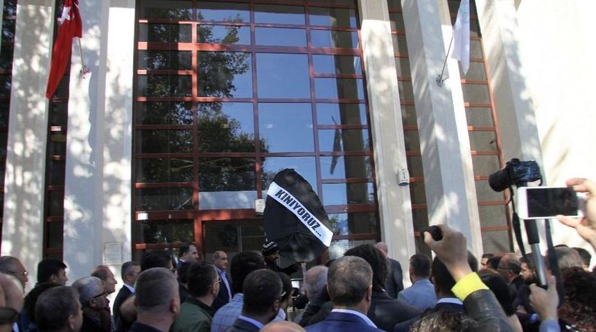 Ak Parti Tekirdağ İl Başkanlığı, Belediyeye Siyah &Ccedil;elenk Bıraktı