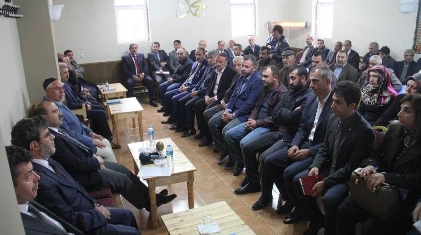 Vali Ustaoğlu, Vatandaşlarla Buluşmaya Devam Ediyor