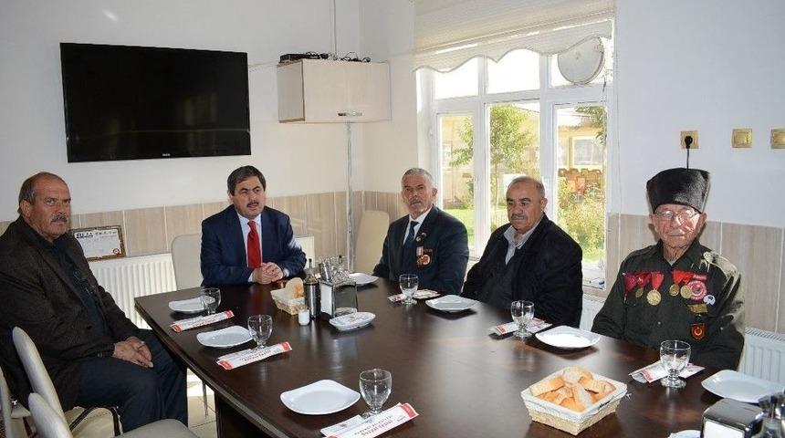 Başkan Eser Şehit Yakınları Ve Gazileri Unutmadı