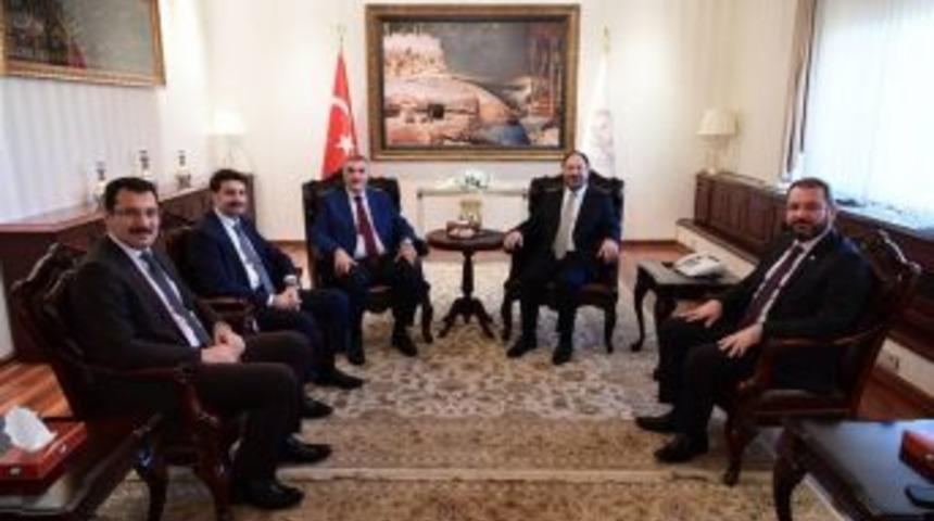 Başkan To&ccedil;oğlu&rsquo;ndan Diyanet İşleri Başkanı Erbaş&rsquo;a Ziyaret