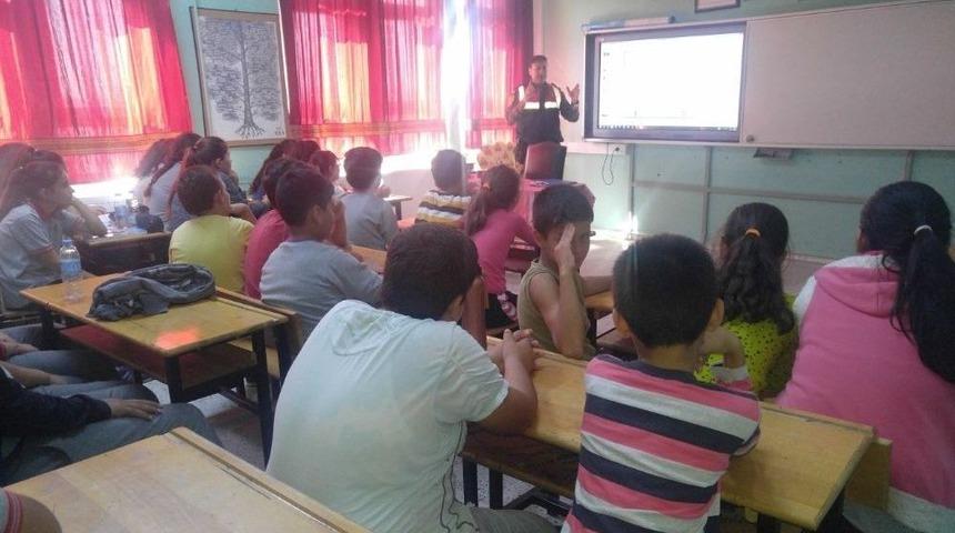 Milas&rsquo;ta &Ouml;ğrenciler Trafik Kurallarını &Ouml;ğrendi