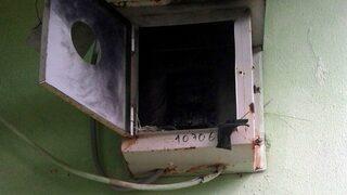 Yıldırım Düşen Camide Hasar Oluştu