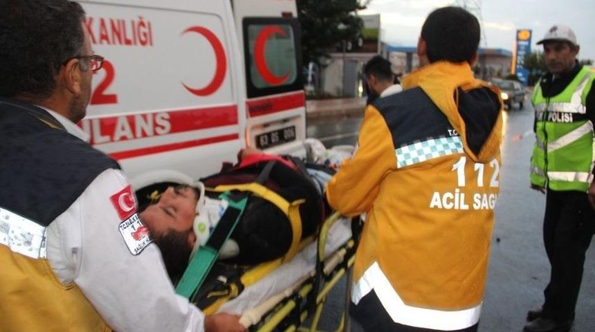 Şanlıurfa&rsquo;da Trafik Kazası: 4 Yaralı