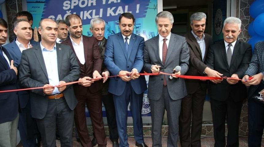 Elazığ Belediyesi Spor Ve Yaşam Merkezinin 3&rsquo;&uuml;nc&uuml;s&uuml; A&ccedil;ıldı