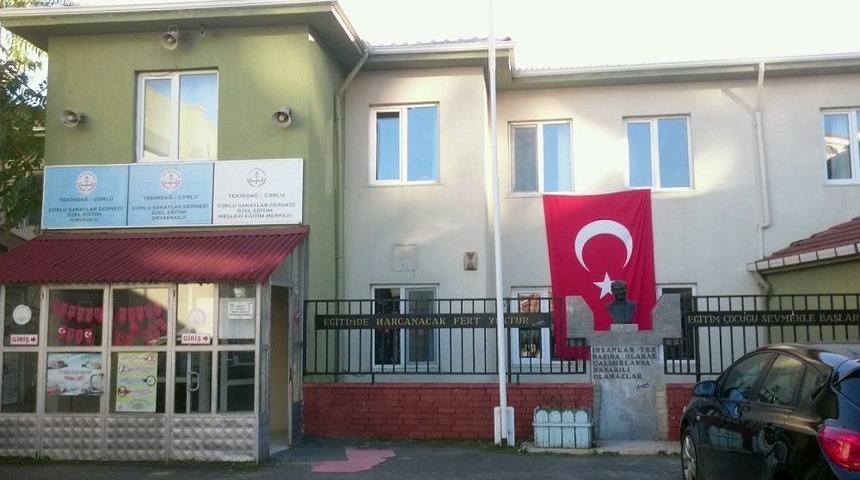 Engelli &Ouml;ğrencinin Serviste Unutulduğu İddiası