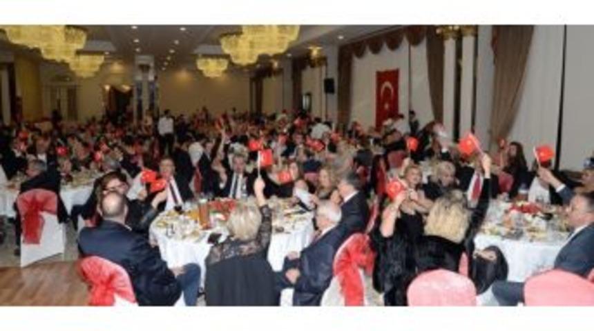İneg&ouml;l Rotary&rsquo;den Coşkulu Cumhuriyet Kutlaması