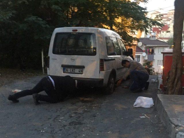 Beyoğlu’nda 20 Aracın Lastiğini Patlattılar