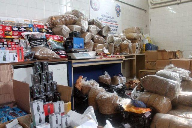 Polisten &lsquo;sarma&rsquo; Operasyonu:20 G&ouml;zaltı 2