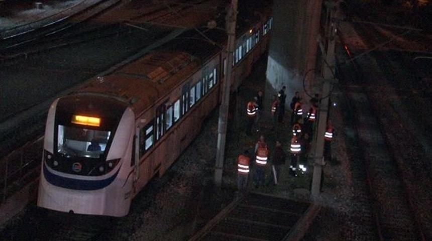 Trenin Altında Kalan Gen&ccedil; Feci Şekilde Can Verdi