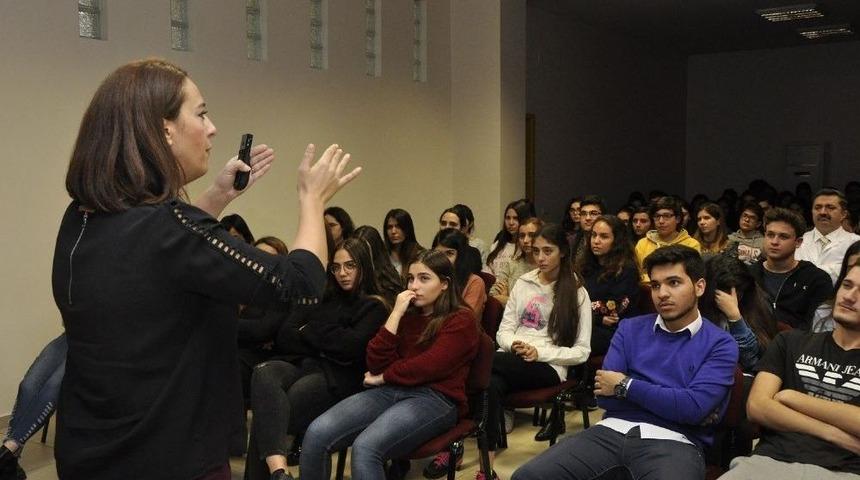 &Ouml;ğrencilere Test &Ccedil;&ouml;zme Teknikleri Anlatıldı