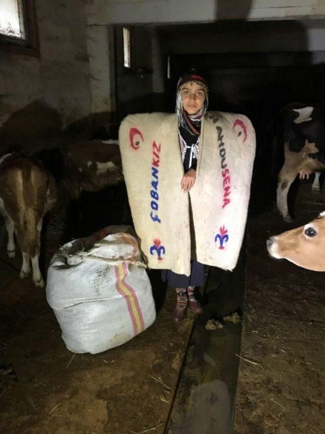 Çoban Kız Hamdu Sena Cumhurbaşkanı Erdoğan’ın Davetlisi Olarak Katıldığı 29 Ekim Resepsiyonu’nu Unutamıyor