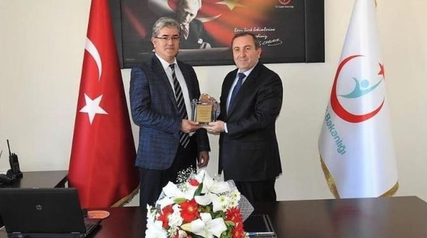 Tekirdağ Sağlık M&uuml;d&uuml;rl&uuml;ğ&uuml;&rsquo;nde Devir Teslim T&ouml;reni Yapıldı