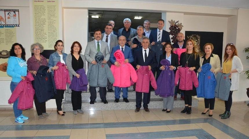 Salihli, Kula Ve Selendi&rsquo;deki &Ouml;ğrenciler &Uuml;ş&uuml;meyecek