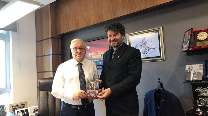 Fet&ouml; İhanetleri Paralel Tekerr&uuml;r Kitabında