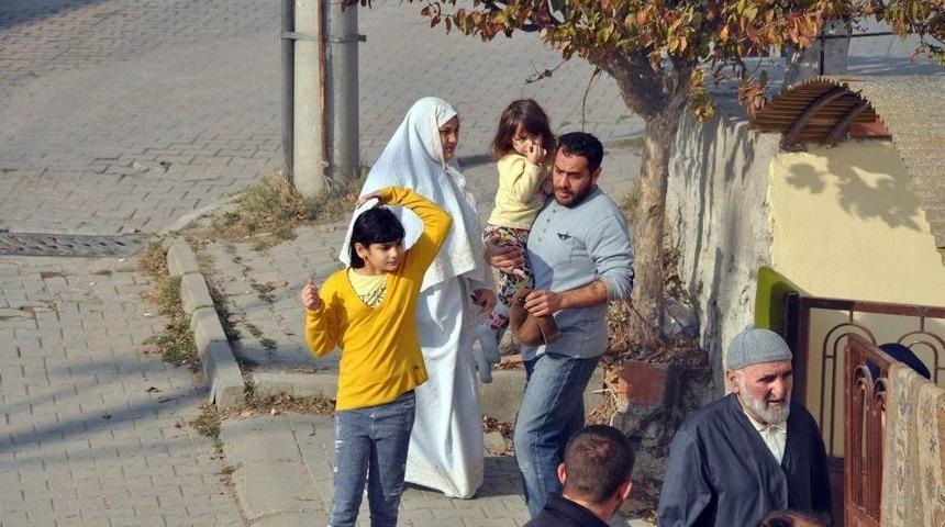 Bursa&rsquo;da Yaşayan Suriyelilere İl Dışına &Ccedil;ıkış Yasağı