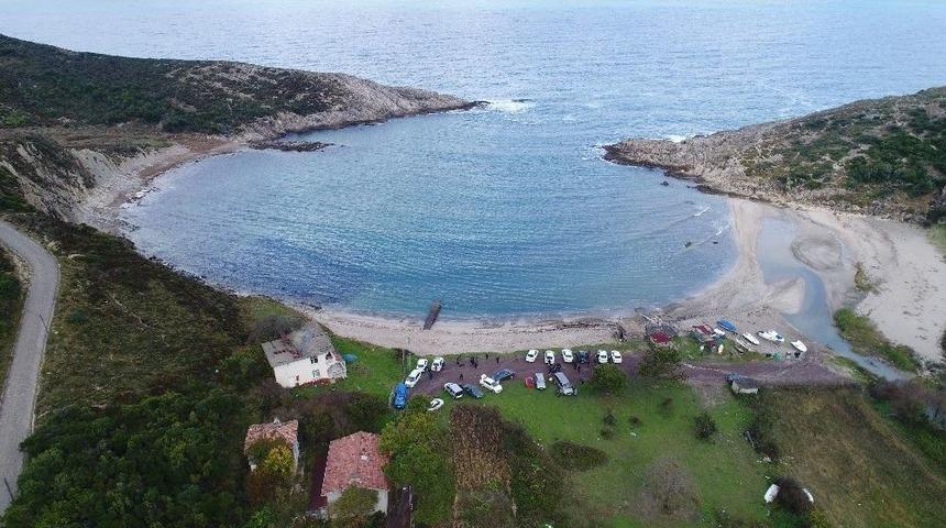 Şile A&ccedil;ıklarında Batan Geminin Arama &Ccedil;alışmaları Havadan G&ouml;r&uuml;nt&uuml;lendi