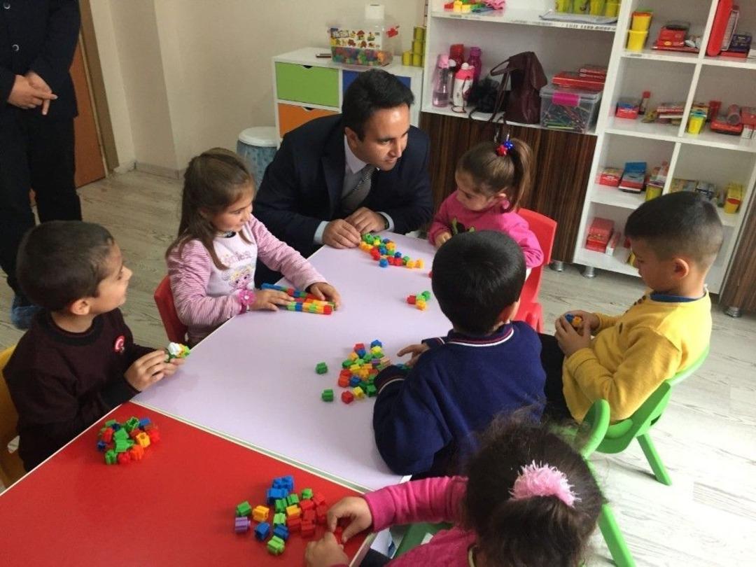 Kaymakam Dundar&rsquo;dan Anaokulu &Ouml;ğrencilerine Ziyaret