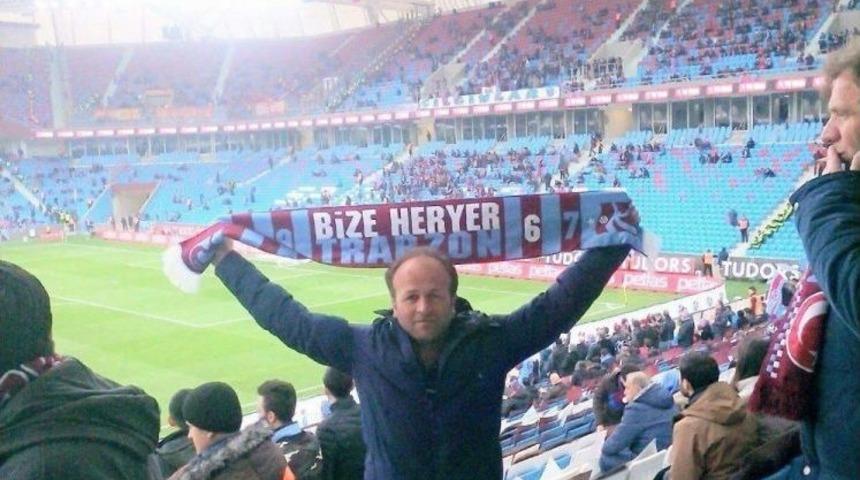 İş Makinesinin Altında Kalan Adam &Ouml;ld&uuml;