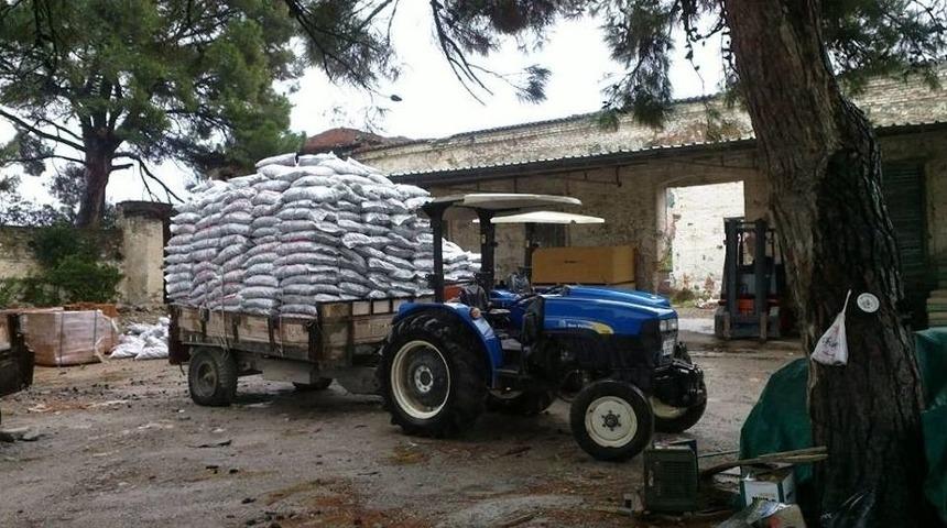 Havran Kaymakamlığından 2017-18 D&ouml;nemi Yakacak K&ouml;m&uuml;r Yardımları Yapıldı