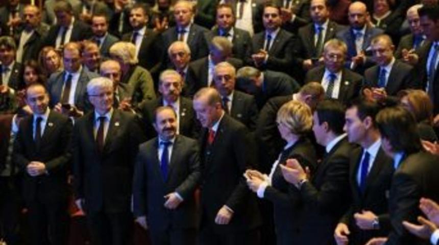 Cumhurbaşkanı Erdoğan&rsquo;dan Fatma Şahin&rsquo;e &Ouml;vg&uuml;