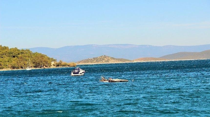500 Bin Lira Sulara G&ouml;m&uuml;ld&uuml;