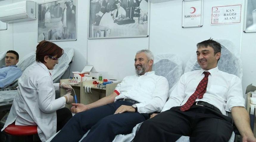 Ordu B&uuml;y&uuml;kşehirden Kan Bağışı