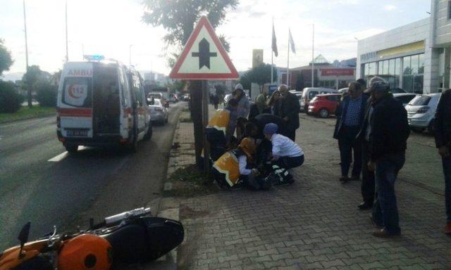 Fatsa&rsquo;da Trafik Kazaları: 8 Yaralı 1