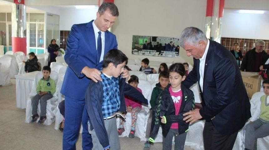 Atso&rsquo;dan 600 &Ouml;ğrenciye Kıyafet Yardımı