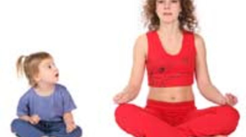 Anne ve Bebekler Yoga Yapıyor!